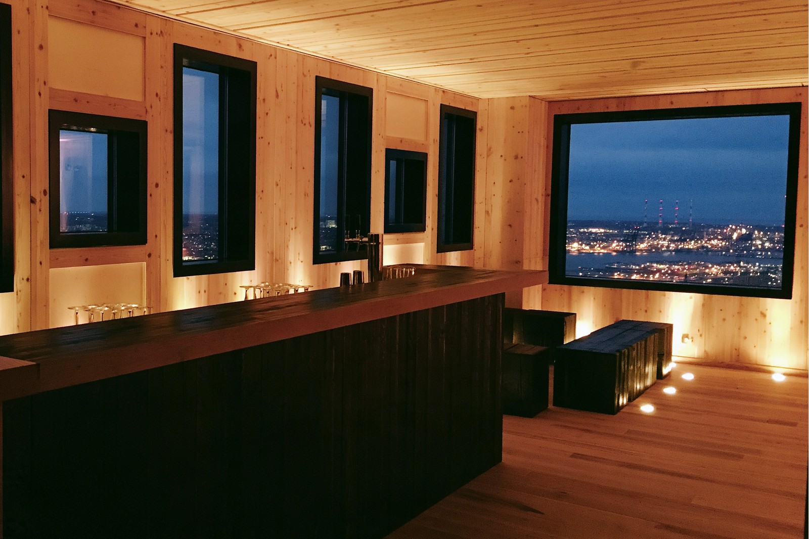 Sky Lounge